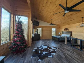 Smoky Lake Retreat 3 Bedroom Cabin by RedAwning - Image 5