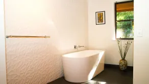 A Quintessentially Tasmanian Living experience awaits! - Image 3