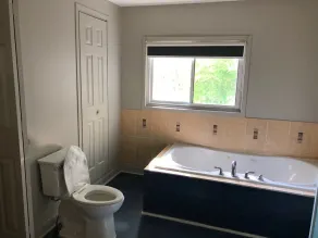 Super Spacious 2300 SF Lounge Suite with Walk Out Deck, Sunroom, Foosball, Bar  - Image 5