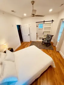 Upscale Unit 3 at Perrin Place - Image 4