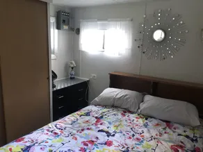 Experience a Lakeside Retro 1950's Mobile Home Getaway - Image 5