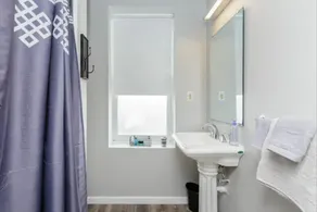 Top of Geyer apartment - Image 3
