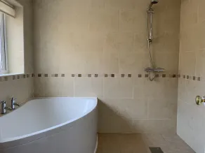 Smart & Comfortable 3-bedroom Victorian house - Image 3