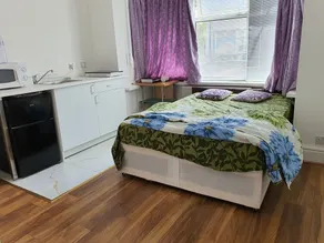 Lovely Rooms London - Image 2
