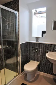Maison de ville moderne de 3 chambres à très bon prix à Bude, Cornwall - Image 2