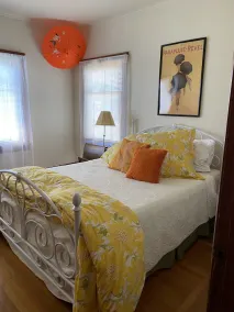 Centrally located historic bungalow, minutes from downtown and Cal Poly Humboldt - Image 4