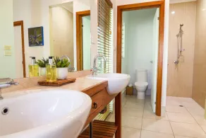 Hanalei Beach House, 3 Minuten zu Fuß zum Strand, privater beheizter Pool! - Image 3