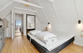 2 værelses dejlig bolig i Svaneke - Image 5