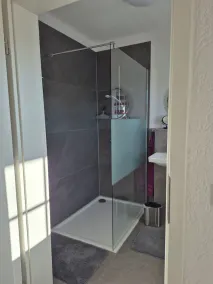 Gemütliche Ferienwohnung mit Traumhaftem Blick ins Kylltal - Image 2