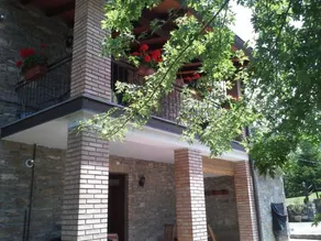 BEAUTIFULLY RESTORED 3 BEDROOM FARMHOUSE, in the green hills of Emilia - Image 4