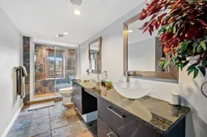 Beautiful Hillside Home with Incredible City Views!! Great Location and Privacy! - Image 2