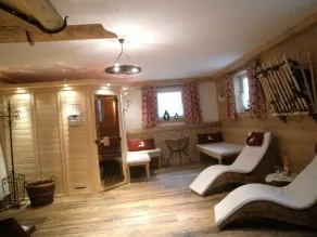 Comfort apartment \"Liesl\" with pool & fantastic views in the alpine hut atmosphere - Image 3