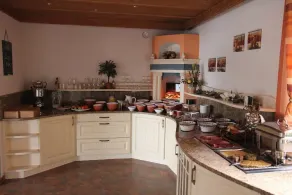 Bright apartment (60 sqm) for up to 5 people - Image 5