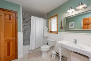 Relaxing Dog Friendly Retreat w/Dock & Hot Tub - Image 2
