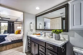 HOT SPOT in LAKE HAVASU @ KINGS VIEW - Image 2