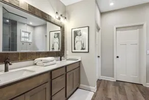 Cozy Waconia Escape Near Lakes, Wineries & Downtown - Image 3