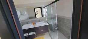 Modern/spacious 3/3.5 Villa ~ the views & Caribbean breeze will soothe your soul - Image 4