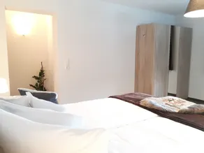 Modern and spacious apartment for max. 4 people with mountain view and balcony - Image 5