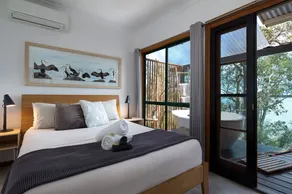 2 Bedroom Romantic Deluxe Cottages - perfect for couples minutes from Noosa - Image 4