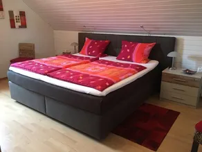 Apartamento amueblado con gusto con un gran balcón para horas acogedoras - Image 5