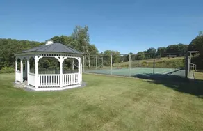 Resort on a Farm - Image 3
