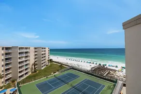 Holiday Surf and Racquet Unit 623 - Image 2