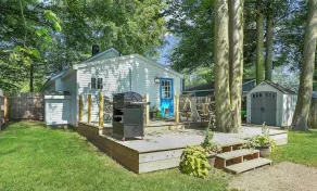 Weekday Specials!!  A Peaceful Getaway- Dog Friendly - Image 5