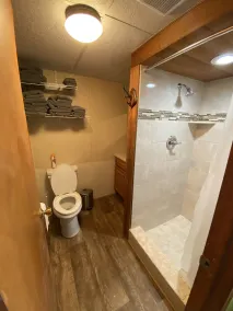 Water Front Vacation Home - Image 4