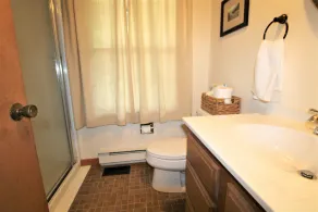 Expansive Home por Orleans Town Landing - Image 3