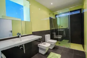 Catalunya Casas Modern Hilltop Haven with private pool 7km to beach - Image 3