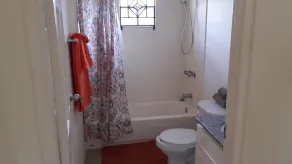 This 2-bedroom, 2-bathroom has everything you need for a relaxing vacation. - Image 5