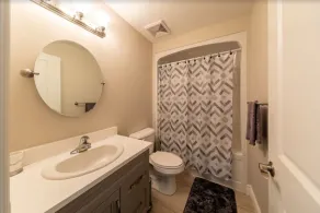 Schöne und elegante Executive Vermietung für längere Aufenthalte. 2 BR, 2 Bad. - Image 2