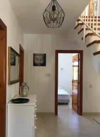 Charmig villa för 8 personer, lugnt, med privat pool och vacker utsikt - Image 2