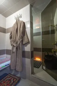 Dar Mawati - 5BR - Private Hammam - Rooftop - Near Medina - Image 5