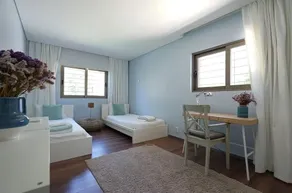 Incredible Villa in Cascais - Image 5