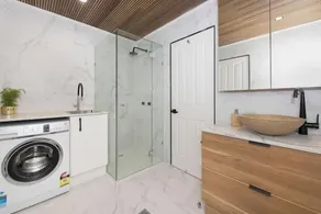 Charming 2BR Near City & Sea - Image 3