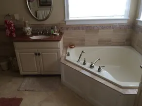 Mashpee Vacation Home. Walking distance to South Cape Beach. 3-5 Bdrm. 2.5 Baths - Image 4