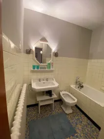 5 minutes from Annecy? Apartment on 2nd floor of a house with large garden - Image 2