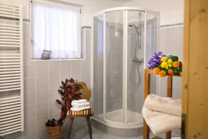 Ferienwohnung in luxuriösem Chalet mit Interieur im Landhausstil, WLAN und Garten - Image 2