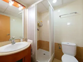 Appartement adapté aux familles avec piscine et terrasse | Plage à proximité - Image 3