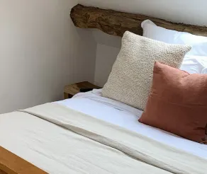 17th century converted barn in Cotswolds stone- 5 mins from Bourton On The Water - Image 4