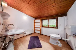 Villa indipendente con vista sulla valle in una posizione soleggiata - Image 2