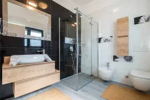 WELLNESS & SPA VILLA avec hammam et jacuzzi, 10min la plage, Medulin, PulaCenter - Image 3