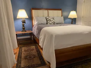 Welcome to \"The Parsonage.\" Located in the historic downtown Wilmington. - Image 5