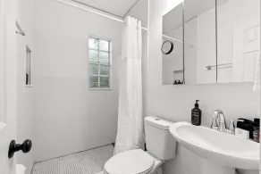 NEW Bayside Breeze - Charming Apt Near Bayshore - Image 4