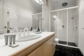 5-Bed Haven with Pool Minutes From Beaches & Parks - Image 4