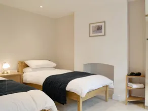 2 bedroom accommodation in Marksbury, near Bath - Image 4
