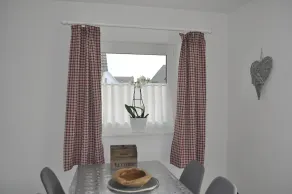 Romantisches ruhig gelegenes Chalet mit wunderschönem Garten - Image 4
