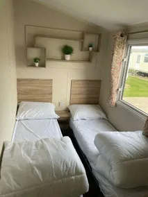 Broadland Sands - Holiday Accommodation 21136 - Image 4
