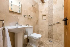Barn House 4 bedrooms - Image 3